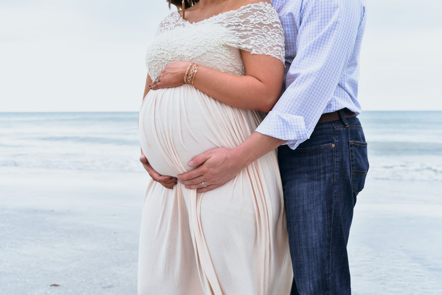 5 Tips To Help You Feel Comfortable During Your Maternity Photography  Session - NH Newborn Photography